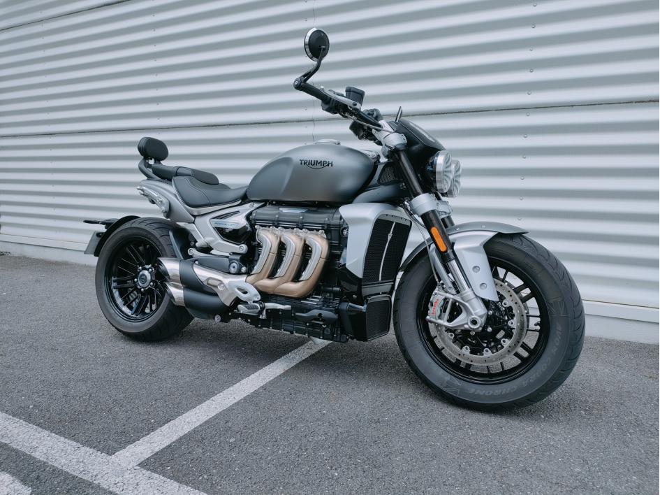 TRIUMPH ROCKET 3 R