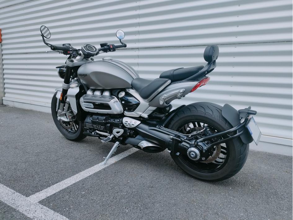 TRIUMPH ROCKET 3 R