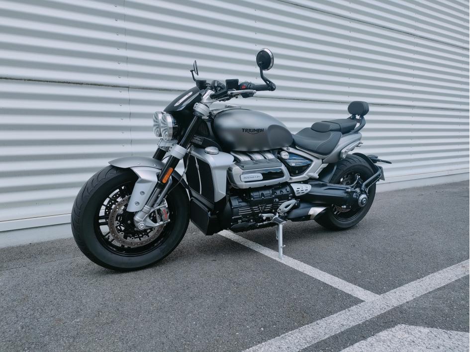 TRIUMPH ROCKET 3 R