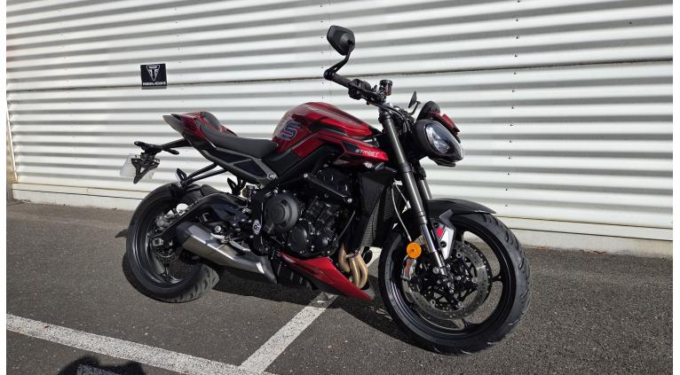 TRIUMPH STREET TRIPLE 765 RS