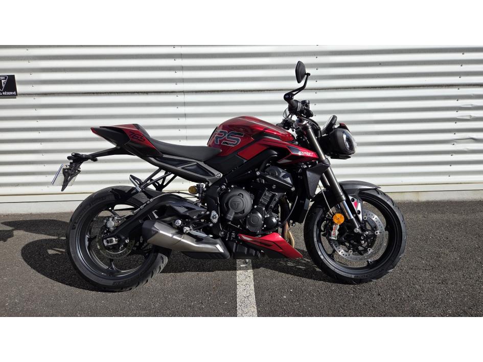 TRIUMPH STREET TRIPLE 765 RS